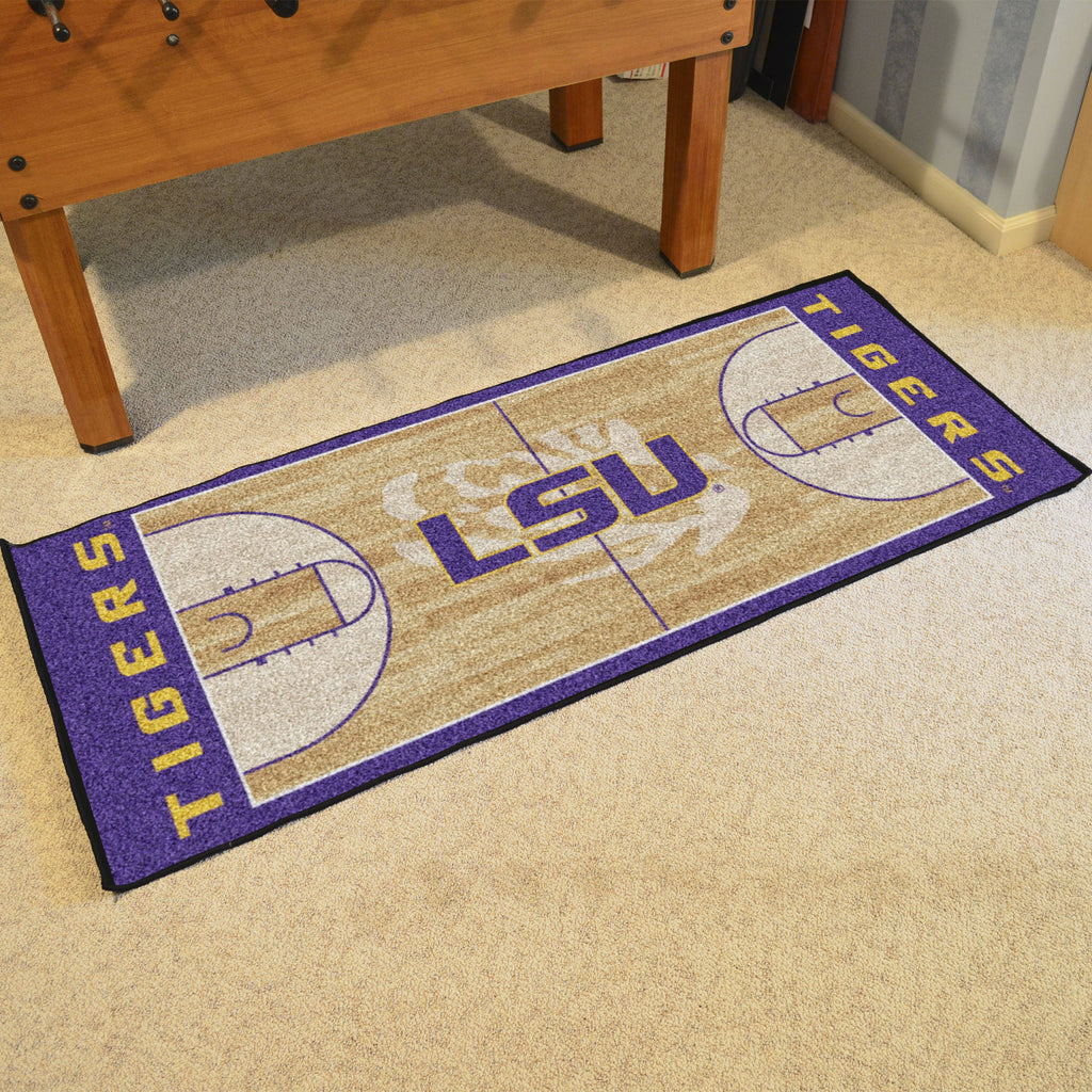 NCAA Basketball Runner P397