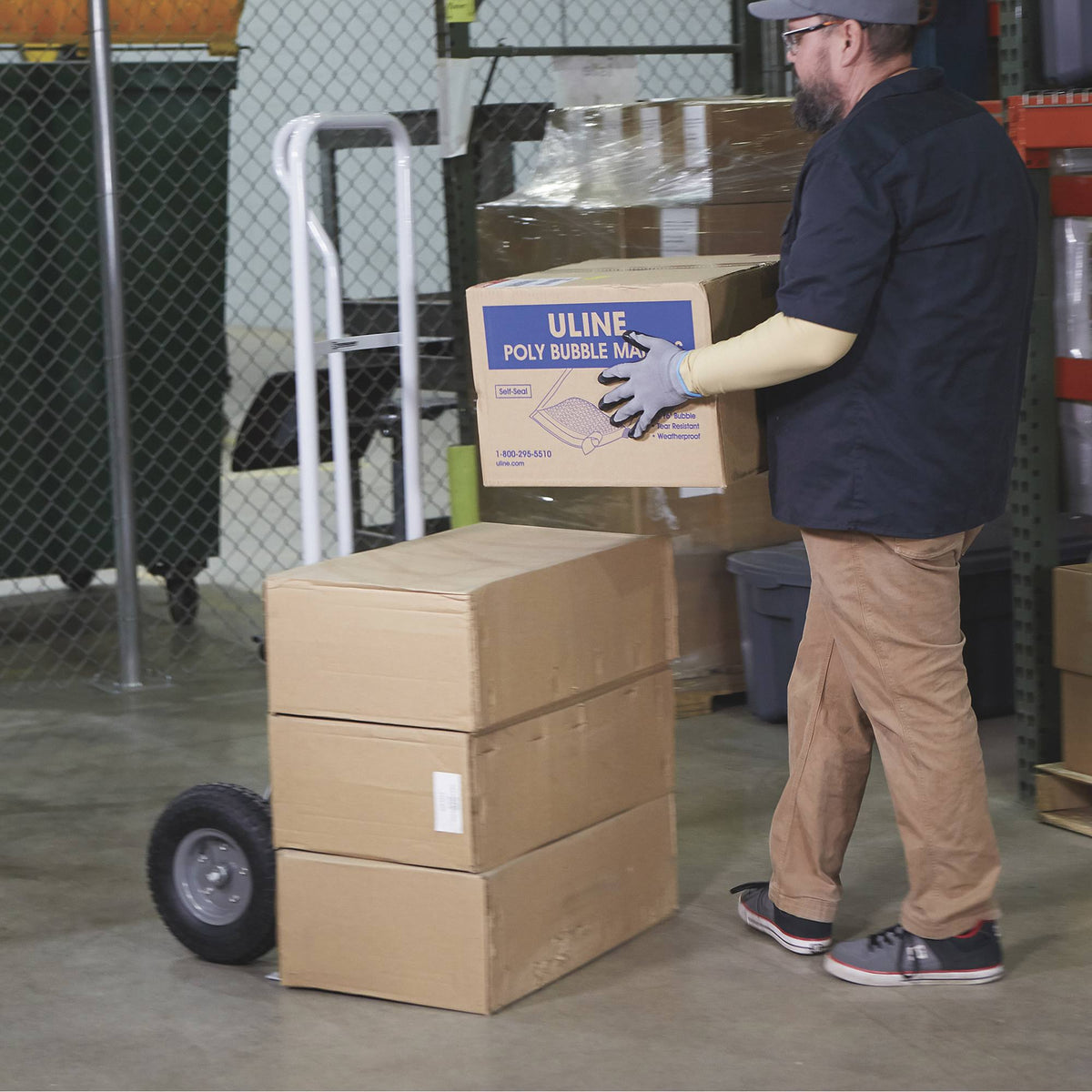 P-Handle Hand Truck, 1000-Lb. Capacity, Oversized Toe Plate L175871