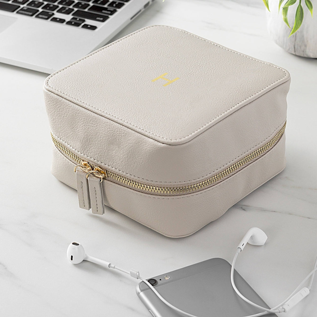 Personalized Pebble Travel Tech Case C271