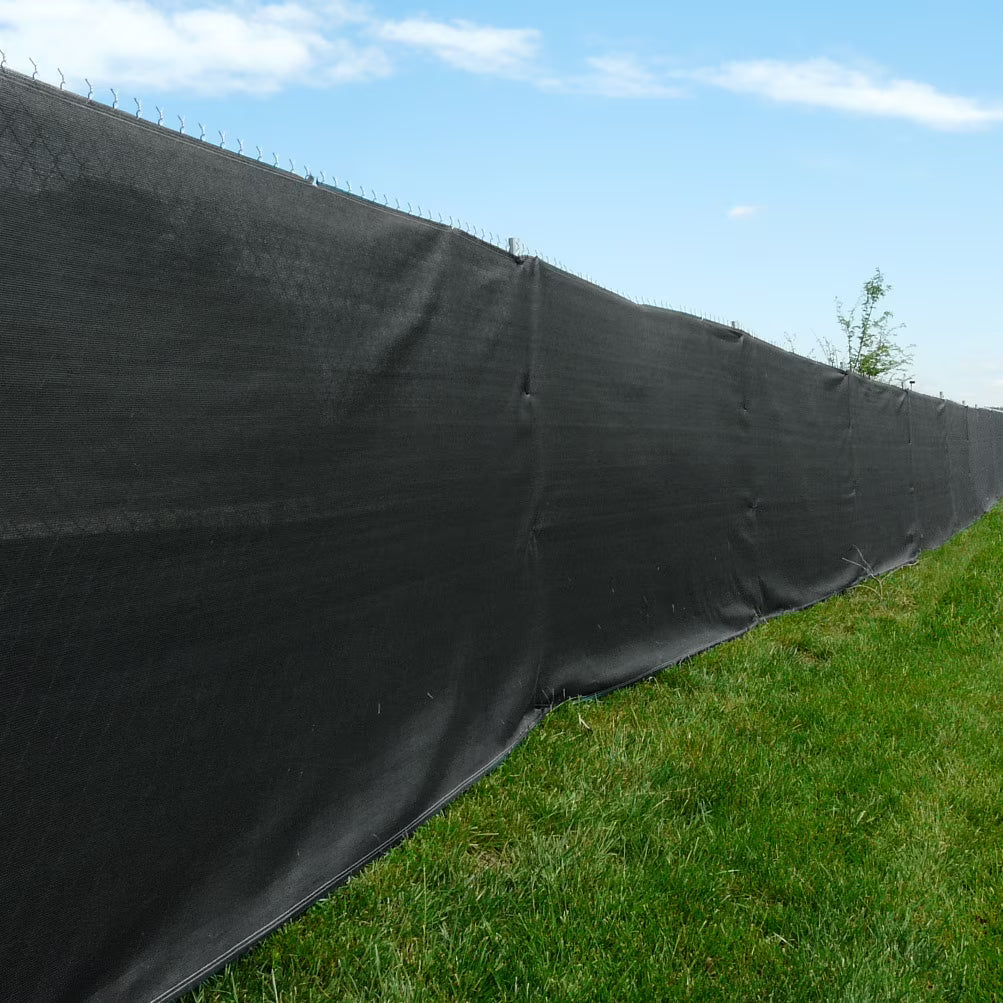 Green 10 ft. x 30 ft. 7 oz Privacy Fence Screen J119409
