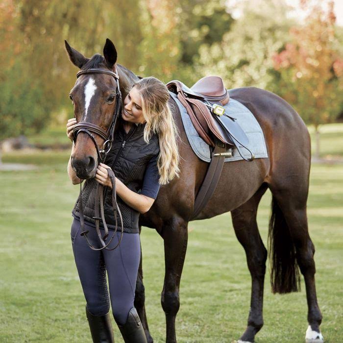 All Purpose Saddle with Round Cantle - 17.5 / Black B4235