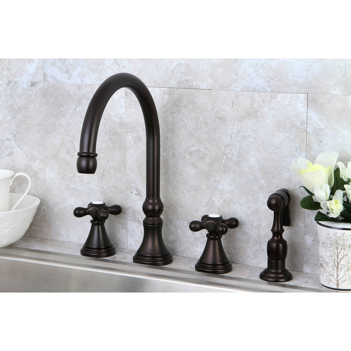 Oil Rubbed Bronze Deck Mount Kitchen Faucet with Brass Sprayer O845