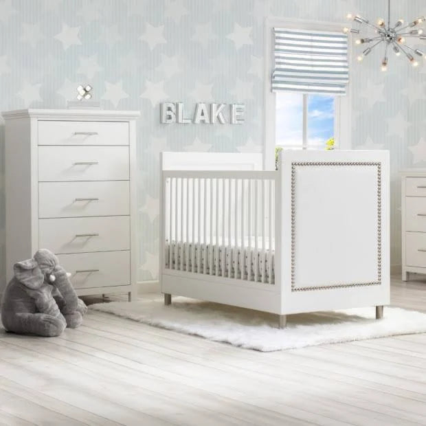 3-in-1 Convertible Baby Crib with Daybed/Toddler Bed Conversion Kit in Bianca White N9982