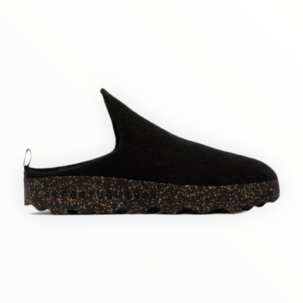 Black Q744661