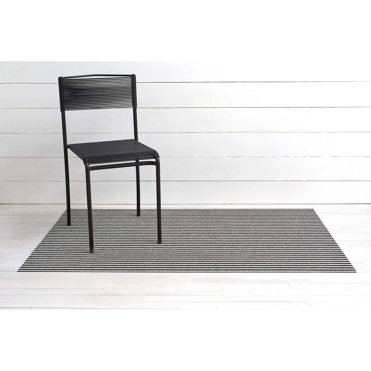 Tuxedo Breton Stripe Shag Mat 36x22x60x22 V9108